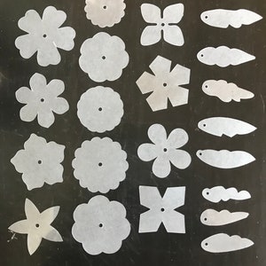 21 -shrink plastic  flower  and leaf shapes for handmade  bead making  using the Shrinkets  molds
