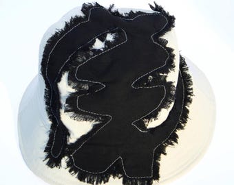 Gye Nyame Bucket Hat