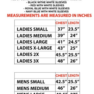 Pode incluir: Tabela de tamanhos para jaquetas varsity para adultos. A tabela mostra as medidas de peito e comprimento em polegadas para tamanhos femininos e masculinos. Os tamanhos variam do P ao 3X.