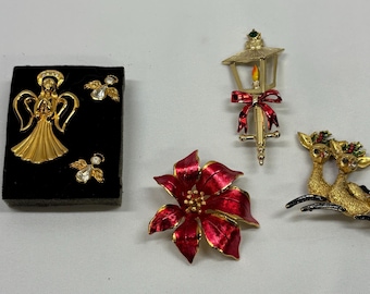 Lot of 4 Vintage Christmas Brooches