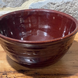 Vintage Pottery Brown 9 ”Schüssel, ofenfestes Steingut von Macrest