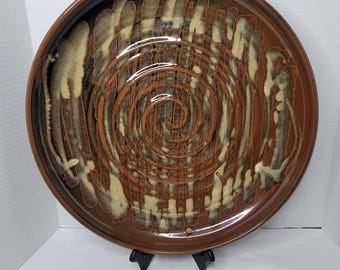 Hand geworfen Steinzeug 10 1/2 "schwere dicke Platte signiert von Studio