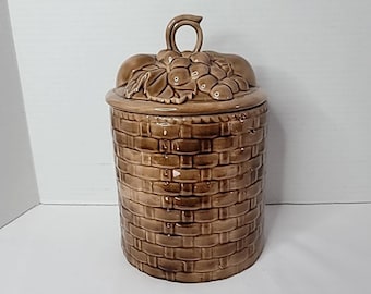Vintage Brown Basket Weave Fruit & Daisy Handmade Signed Jar 1975
