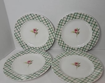 Juego de 4 platos de ensalada de 20 cm (8 pulgadas) de la colección Rose Mist Home de Hallmark, marca Sakura (edición limitada).
