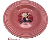 Fiesta Warner Brothers Porky Pig Wide Rim Soup Bowl 9 , Rose Pink Homer Laughlin Fiestaware Looney Tunes Porky Pig That s All Folks 1994 Ret