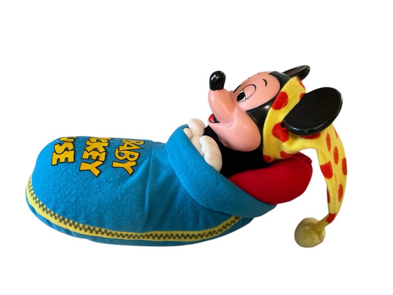 Vintage Mickey Mouse Plush Sleepy Baby Mickey Snuggles in Seeping Bag Rare Disney Collectible bild 3