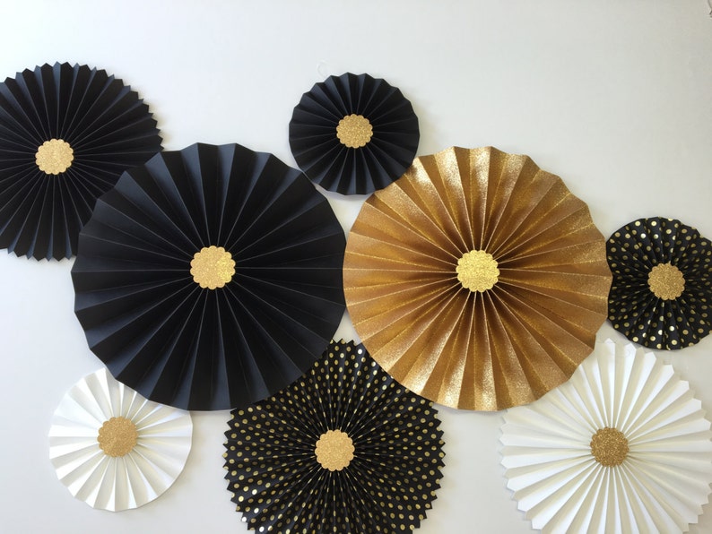 New Year's Eve Wedding Decor Gold Glitter Rosettes Black and Gold Rosette Backdrop Graduation Party Decorations Paper Fan Backdrop 8 Pc Set