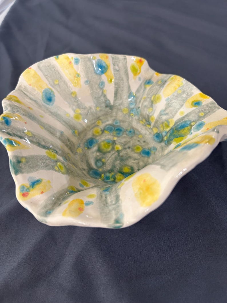 Etta B Pottery Bloom Bowl - Thumbnail 5