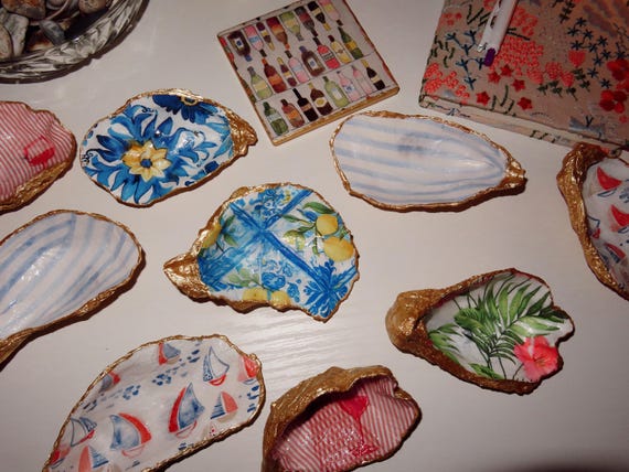 Homemade Oyster Shell Ring Dish || Personalizations & Gold