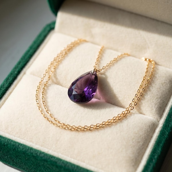 Gemstone Meanings in Gold Jewelry: Amethyst, Topaz, Turquoise and More