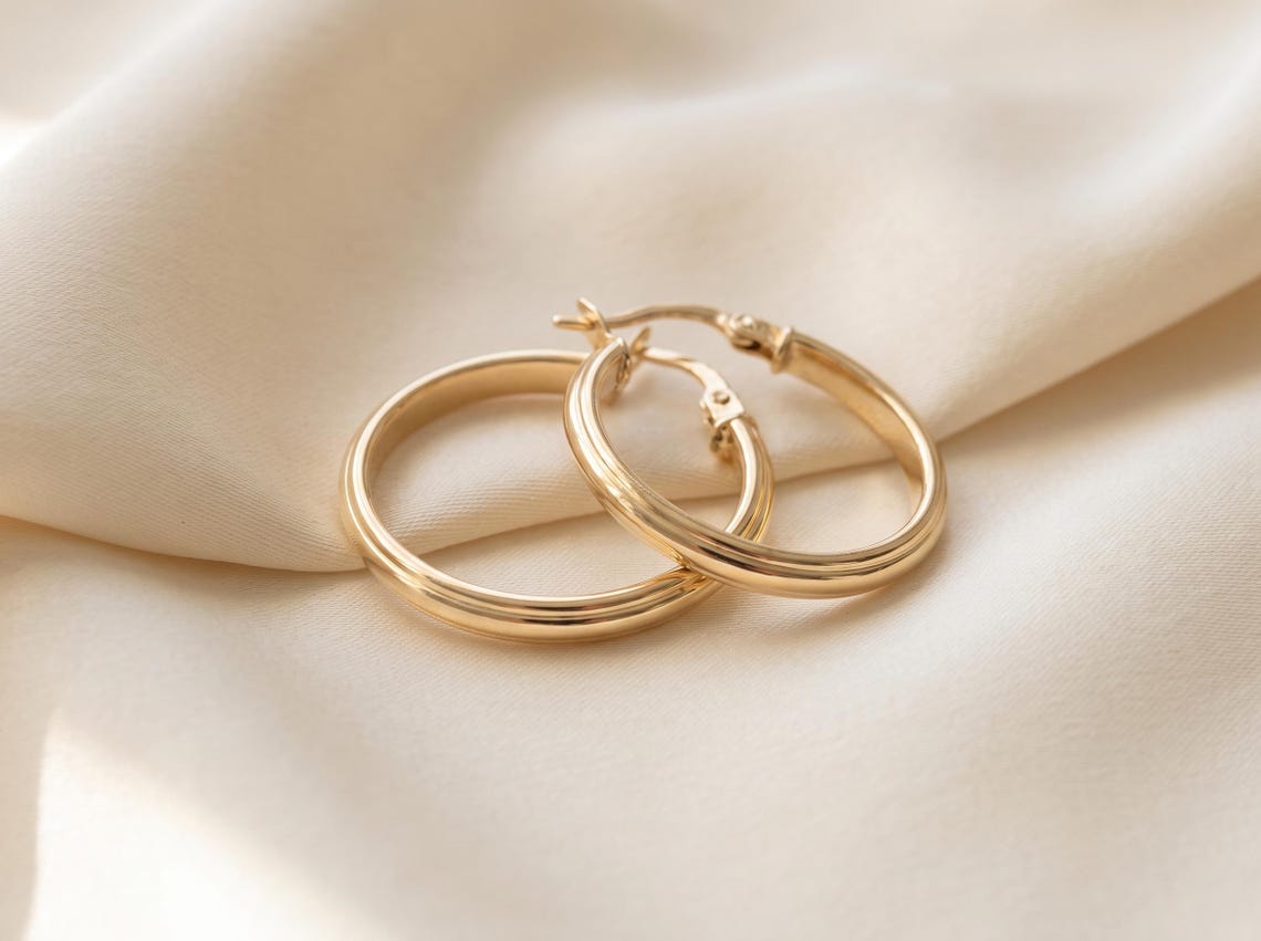 Can You Shower With 14K Gold? What Solid Gold Can and Cannot Handle