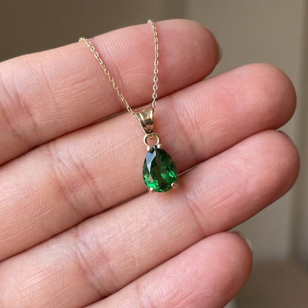 14K Gold Pear Cut Emerald Pendant Necklace, May Birthstone, Anniversary Gift