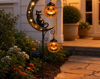 Lampa ogrodowa solarna na Halloween, palik w kształcie półksiężyca z czarnym kotem i podwójnymi dyniowymi lampionami, upiorna dekoracja ogrodu i ścieżki