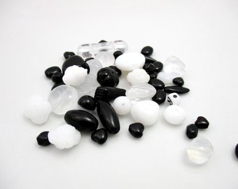 Alps - Black and White - Czech Glass Bead Mix - 50pcs - 5-22mm - BLK0039