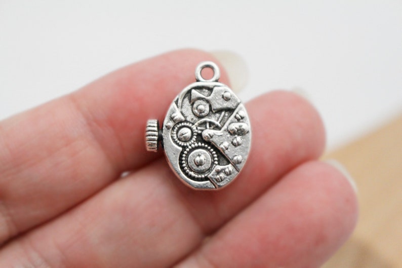 Antique Silver Pocket Watch Charms 21x17mm 4pcs 1.5mm Hole CHR0459 image 4