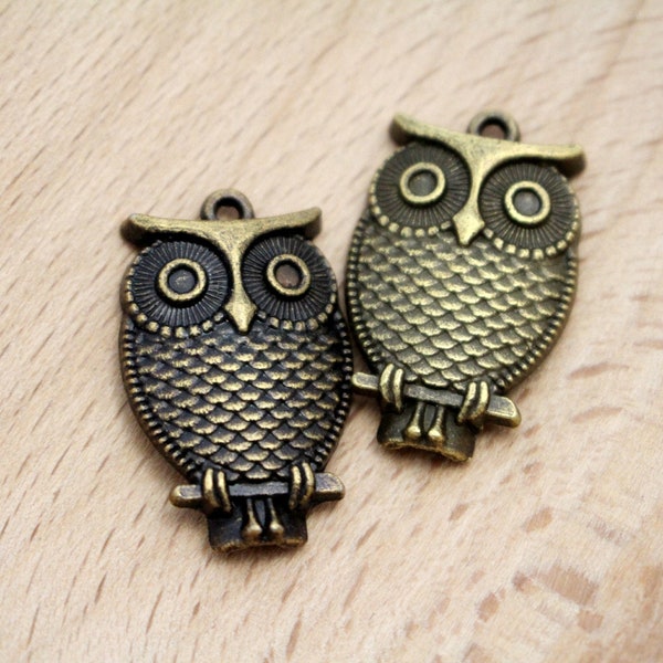 Antique Bronze Large Owl Pendants - 28x18mm - 2pcs - 1.2mm Hole - CHR0302