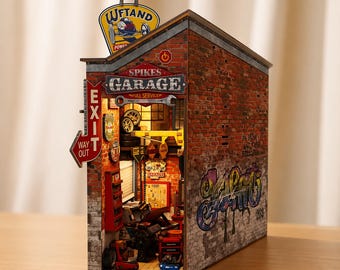 Kit de bricolaje para rincón de lectura en garaje, diorama en miniatura para taller, estante decorativo, regalo de estilo retro.
