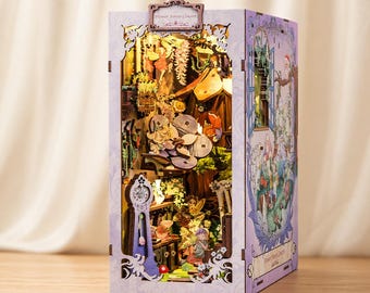 Diorama de rincón de lectura en miniatura con bosque de flores y escena de jardín de hadas con iluminación LED. Decoración para estante. Regalo para el hogar.