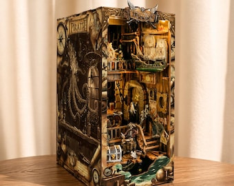 Diorama de rincón de lectura pirata, biblioteca en miniatura, inserto de camarote de barco de fantasía náutica, regalo, decoración de estante