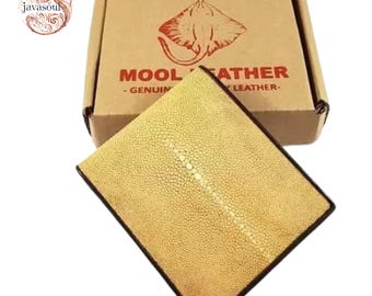 Handmade Stingray Leather Bifold Wallet: Stylish Men's Wallet