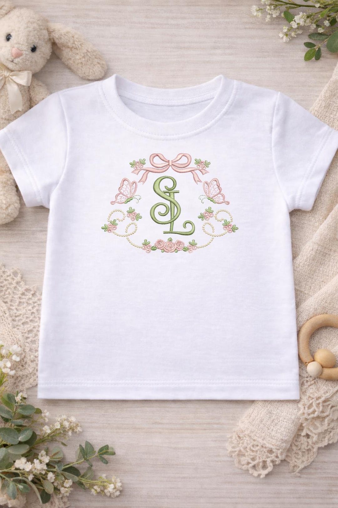 Custom Embroidered Initial Design for Girls - Etsy