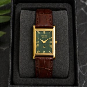 Reloj Seiko Tank vintage para hombre, caja rectangular, esfera verde con números romanos, restaurado.