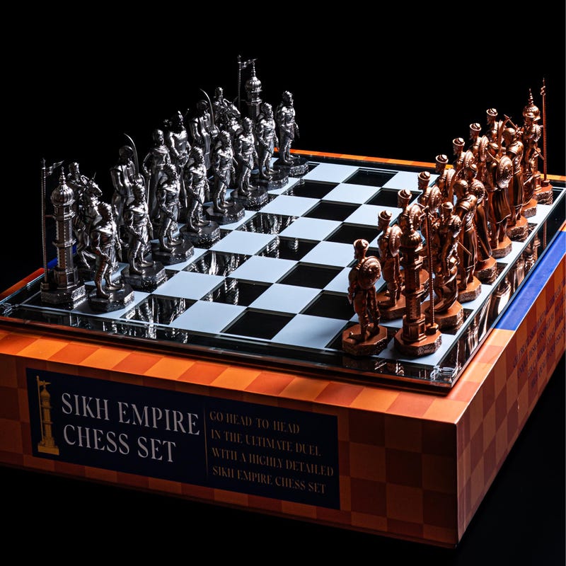 Maxine Vash Chess - Etsy UK