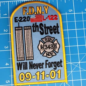 Écusson commémoratif FDNY NYC Fire Department Engine 220 11th Street 9-11