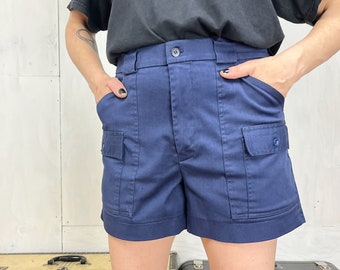 Vintage Cargo Shorts | 80's Navy Blue Women's Hiking Shorts | Gorpcore Utility Shorts |  Size Medium