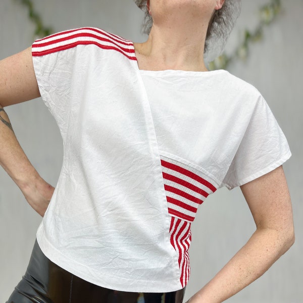 80's Abstract Shirt | Vintage New Wave White & Red Striped Women's Shirt | Size Medium