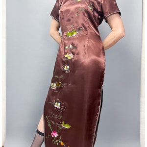 Embroidered Cheongsam Dress Vintage 70's Brown Satin Dress with Duck Embroidery Size Large image 4