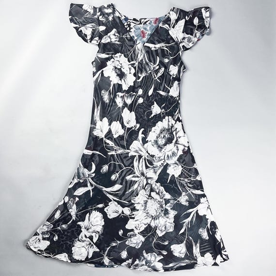 Flowy Floral Dress | Vintage Y2K Reversible Patterned Lightweight Bias Cut Chiffon Dress | Size Medium - Etsy Flowy Floral Dress | Vintage Y2K Reversible Patterned Lightweight Bias Cut Chiffon Dress | Size Medium - Etsy