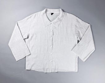 Vintage Lightweight Button-Up Collared Shirt in Light Grey Gauze