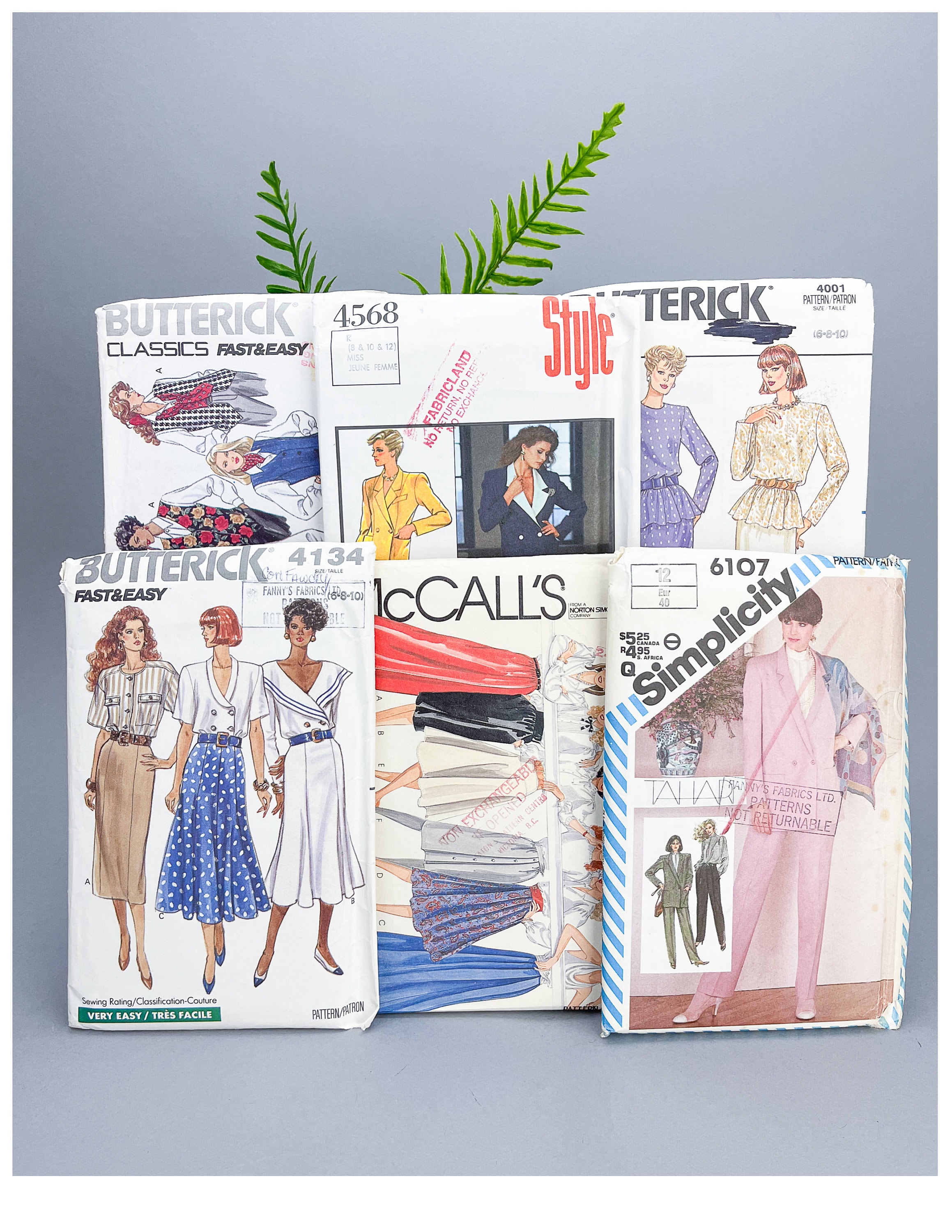 692】ラバースタンプ GOGOダンス 蓑ブラウニー