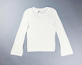 Y2K White Ribbed Long Sleeve Sweater with Cutout Detail and Bell Sleeves