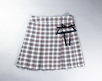 Y2K Plaid Pleated Mini Skirt with Black Bow Details