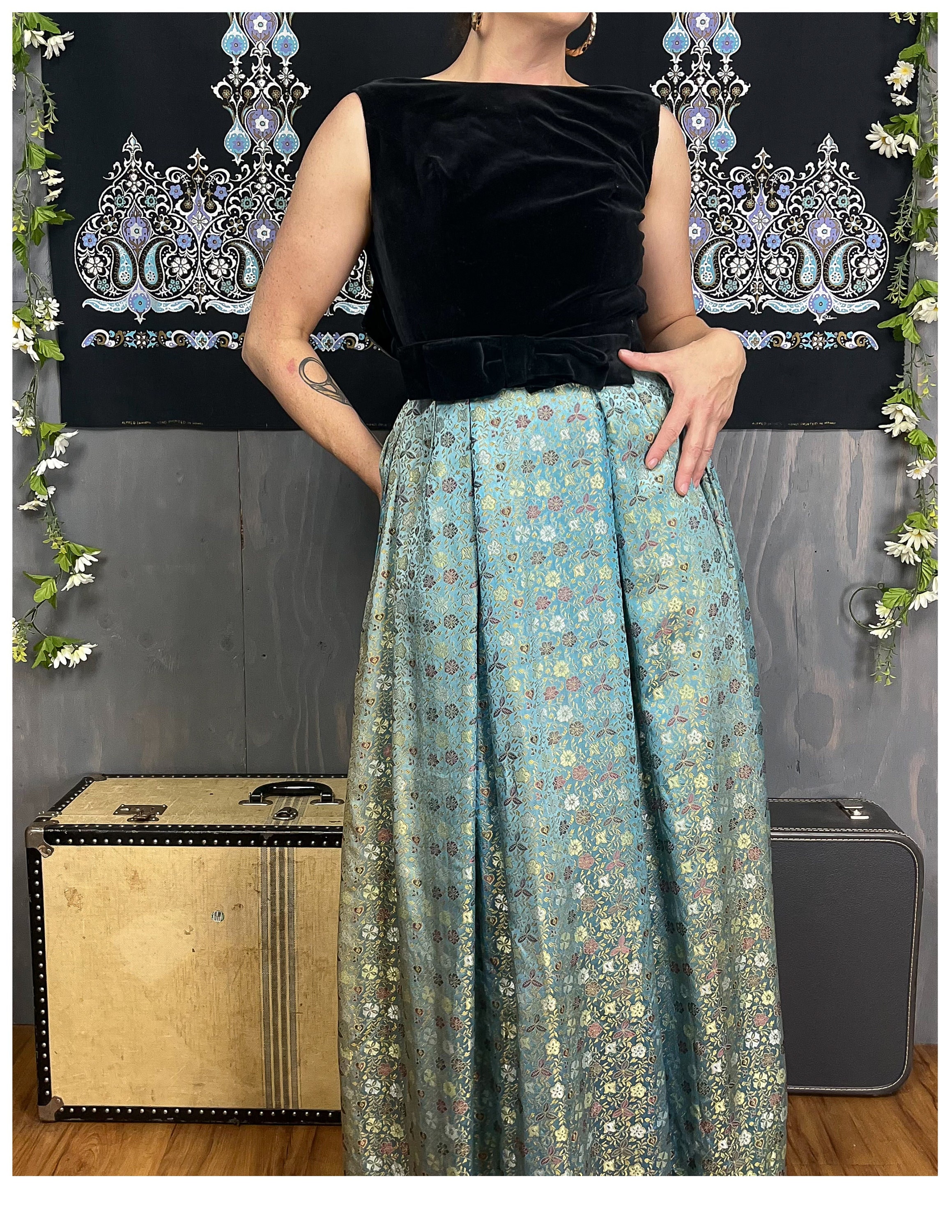 Brocade top skirt long