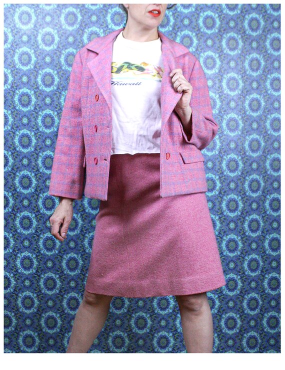 60's Pink Wool Skirt Suit, Size Medium