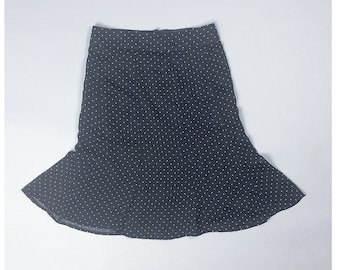 Polka Dot Skirt | Vintage Y2K Black & White Knee Length Skirt with Ruffled Hem | Size Medium