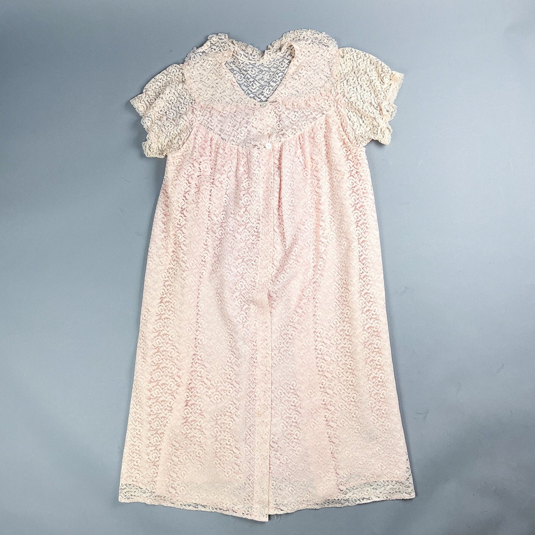 Pink Lace Robe Vintage 60's Pastel Pink Puff Cap Sleeve Button Down ...