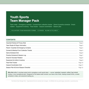 Op de afbeelding: Een Youth Sports Team Manager Pack document met een donkergroene koptekst en witte tekst. De pagina bevat een inhoudsopgave met onder andere een teamlijst, noodcontacten, toestemmingsformulieren, schema's, inventaris en carpoolcoördinatie.