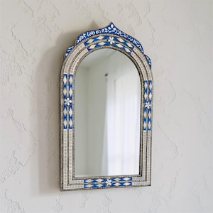 Moroccan Mosaic Arch Mirror – Handmade Blue & White Wall Mirror, Arabic Geometric Design, Boho Home Decor, Entryway Statement Mirror