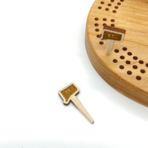 Connecticut US State Wooden Custom Cribbage Pegs - Set of 2 Pegs