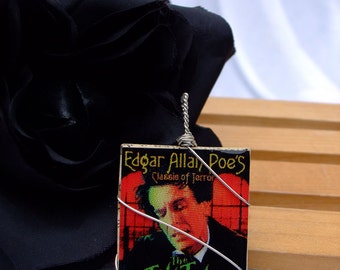 Pendant Edgar Allan Poe The Tell Tale Heart