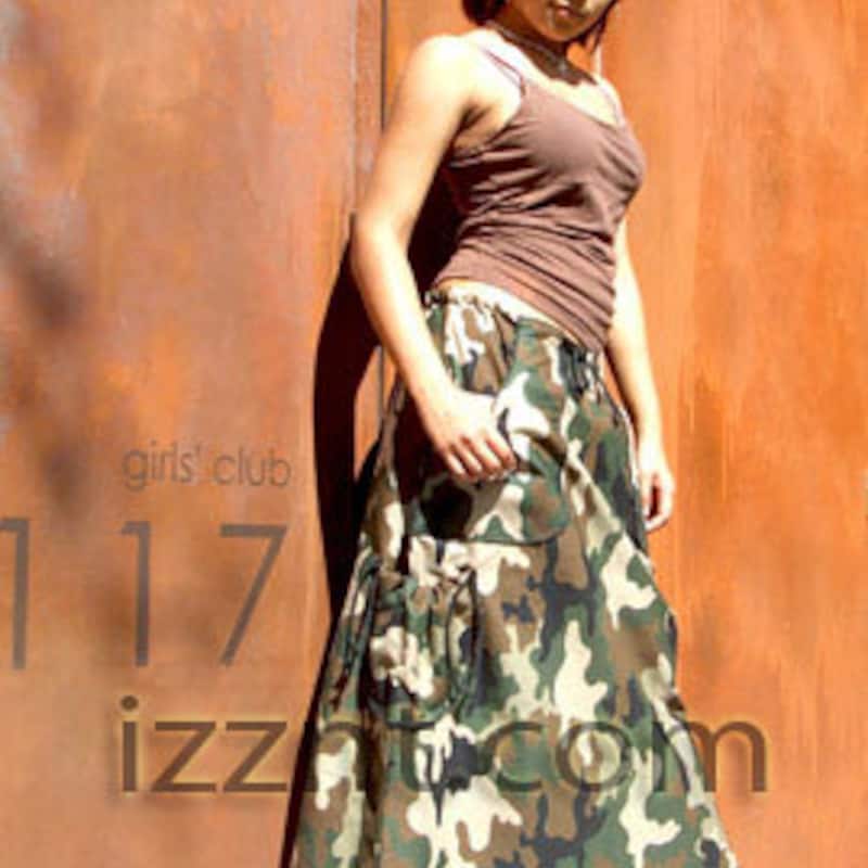 Camouflage pleated skirt
