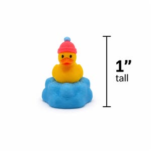 Paquete de mini patos para cruceros por Alaska / Mini patos de 2,5 cm / 10 diseños únicos / Patos para cruceros a granel / Pato Iceberg que brilla en la oscuridad / Patos con forma de animales de Alaska imagen 9