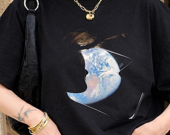 Artemis II Orion Window Earth Photo Shirt, Christina Koch Space Mission Tee, Orion Spacecraft Graphic Shirt, NASA Inspired Astronaut Apparel