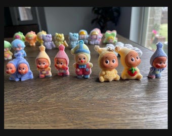 Minifiguras flocadas. Diferentes personajes.