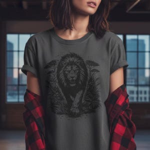 Camiseta con estampado de león al acecho, camiseta vintage de safari y naturaleza, ropa de la sabana.