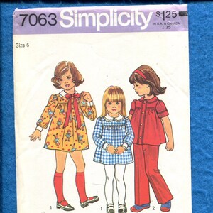 1970&#39;s Simplicity 7063 retro Little Girl&#39;s Smock Dress & Pants Pattern Size 6 UNCUT
